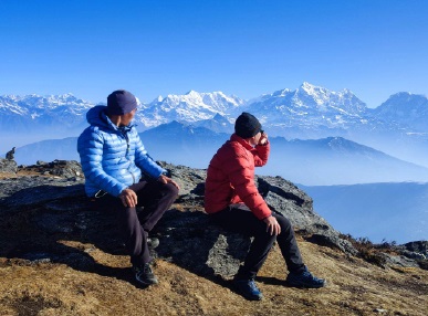 クンブ地域の大パノラマ・ピケピークトレッキング10日間